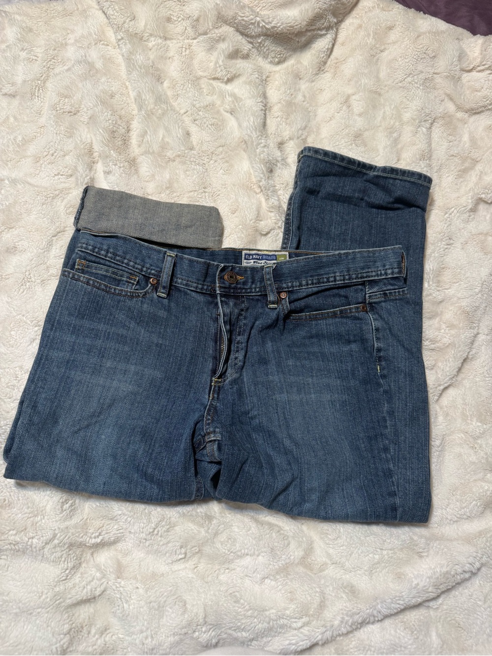 Old Navy cropped Jeans in Mid Blue